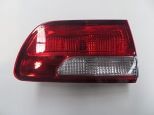 Kia Rio İç Stop Lambası Sol Kırmızı/beyaz (2012-2016)