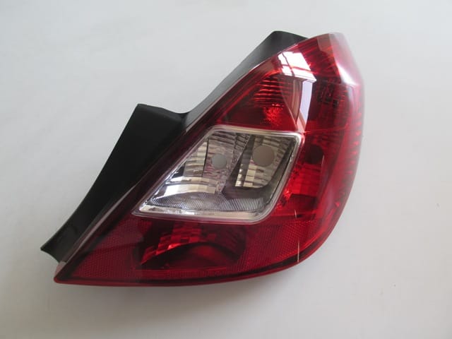 Opel Corsa- D Stop Lambası Sağ (2007-2014)