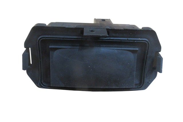 Renault Laguna Bagaj Açma Dügmesı (2002-2005)