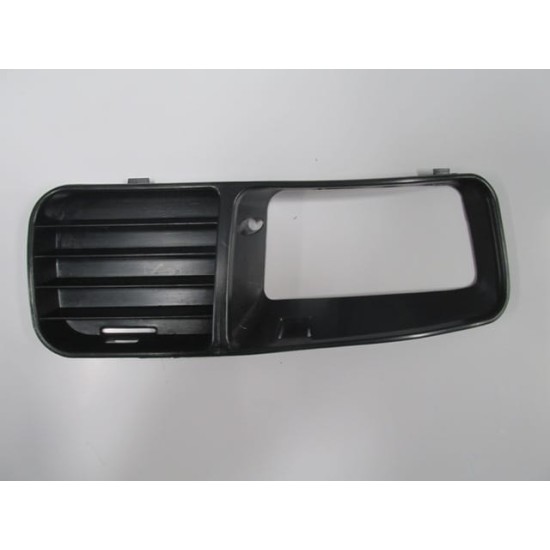 Volkswagen Polo- Classıc Sis Lamba Kapağı Sol Siyah Sis Delikli Volkswagen Polo- Classıc Sis Lamba Kapağı Sol Siyah Sis Delikli