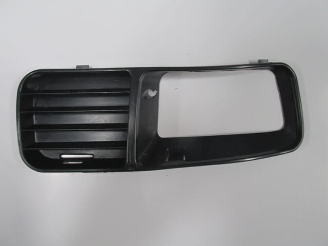 Volkswagen Polo Classıc Sis Lamba Kapağı Sol Siyah Sis Delikli (1996-2001) OEM 6K5853665