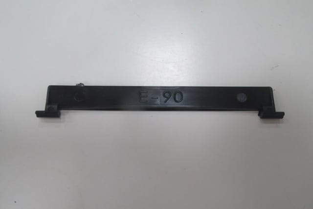 Bmw 3 Serı E90 Ön/arka Tavan Oluk Çıta Kapağı Sağ/sol Aynı (2005-2011) Bmw 3 Serı E90 Ön/arka Tavan Oluk Çıta Kapağı Sağ/sol Aynı (2005-2011)
