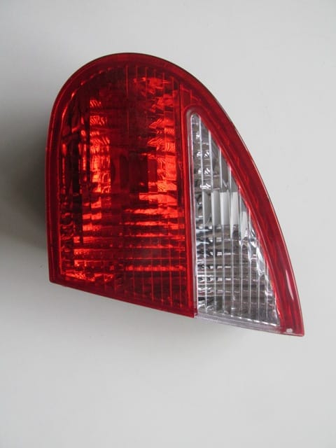 Daewoo Lanos İç Stop Lambası Sağ Kırmızı/beyaz (1997-2000) OEM 963...