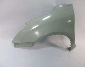 Suzuki Swift Ön Çamurluk Delikli Sol (2005-2007) OEM 57711-63J10
