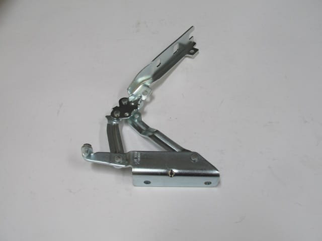 Volkswagen Golf Kaput Menteşesi Sol (2004-2009) OEM 1KM823301