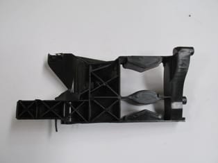 Audi A6 Far Alt Bağlantı Braketi Sol Plastik (2012-2014)
