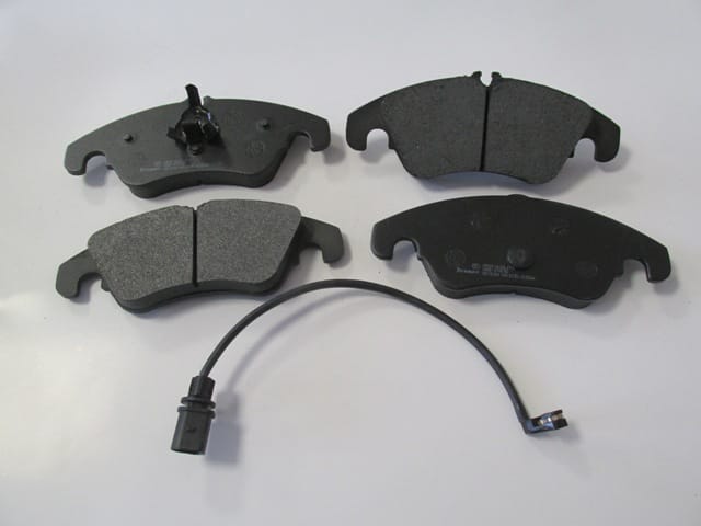 Audi A5 Ön Fren Balatası 1,8/2,0/2,7 (2008-2012) OEM 8K0698151A Audi A5 Ön Fren Balatası 1,8/2,0/2,7 (2008-2012) OEM 8K0698151A