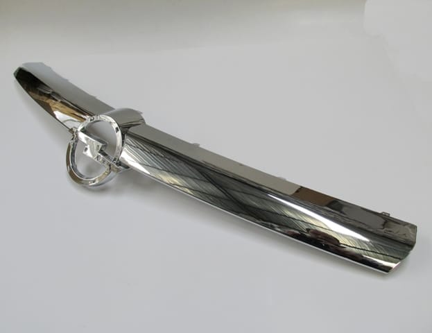 Opel Astra H Ön Panjur Üst Nikelajlı (2004-2007) OEM 1400746