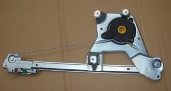 Audi A6 Arka Cam Krikosu Sol Elektrikli/motorsuz (1998-2001)
