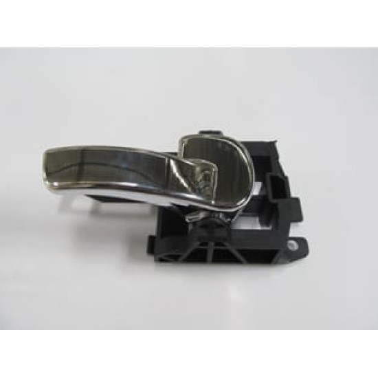 Nissan Qashqai- J10 Arka Kapı İç Açma Kolu Sağ Siyah (2007-2013)