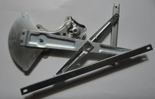 Toyota Rav4 Ön Cam Krikosu Sol Elektrikli/motorsuz (2001-2004)