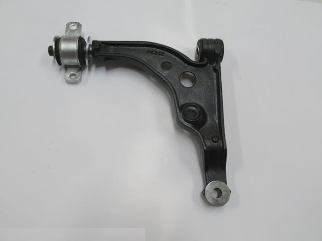Peugeot Boxer Ön Alt Tabla Sağ Rotilli/burçlu (1994-2002)