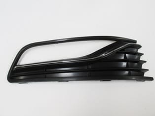 Volkswagen Polo Sis Lamba Kapağı Sağ Sis Delikli/nikelaj Çıtalı (2014-2017) OEM 6C0854662C