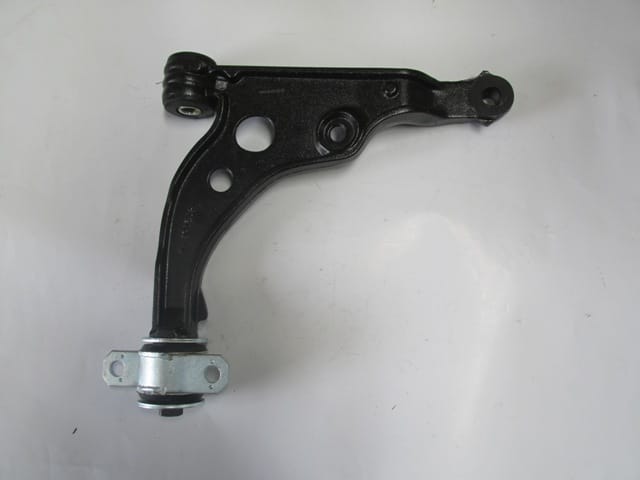 Peugeot Boxer Ön Alt Tabla Sağ Rotilsiz/burçlu (2003-2007)