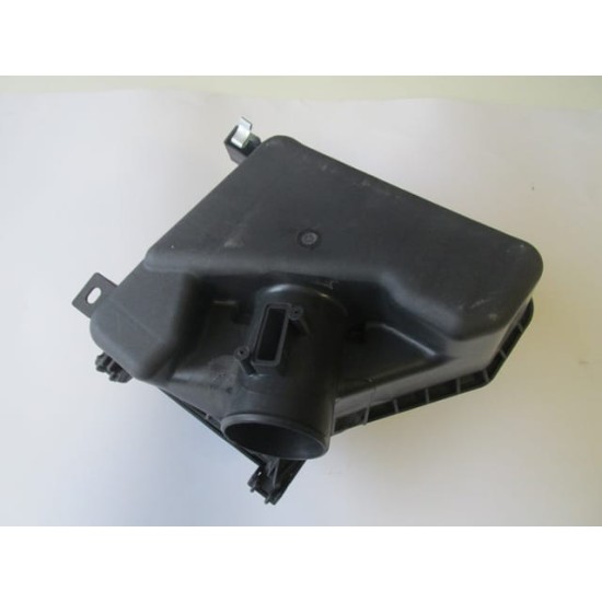 Toyota Auris Hava Filtre Kutusu (2013-2015) Toyota Auris Hava Filtre Kutusu (2013-2015)