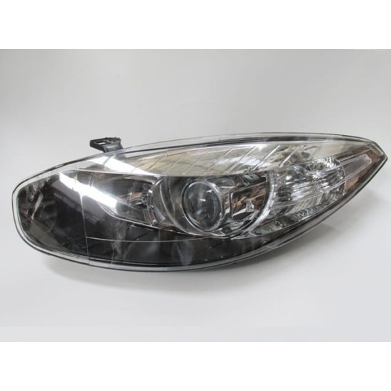 Renault Fluence Far Lambası Sol Elektrikli/motorlu E Marklı Renault Fluence Far Lambası Sol Elektrikli/motorlu E Marklı