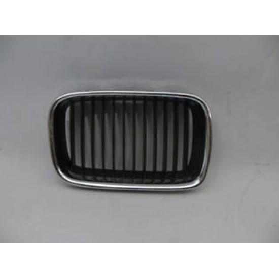 Bmw 3 Serı- E36 Ön Panjur Sağ Siyah/nikelaj Çerçeveli (1991-1994) Bmw 3 Serı- E36 Ön Panjur Sağ Siyah/nikelaj Çerçeveli (1991-1994)