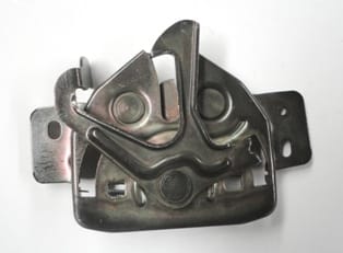 Suzuki Vitara Kaput Kilidi (1988-1998) OEM 82110-60A00
