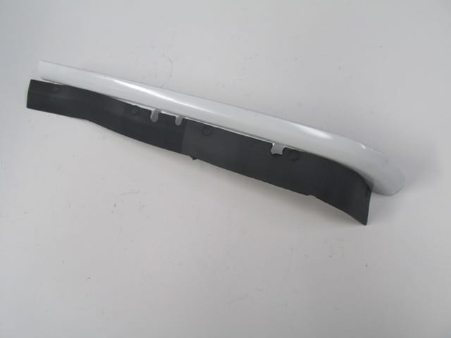 Isuzu Npr Şampiyon Far Alt Çıtası Sol Beyaz (1997-2006) OEM 8-978...