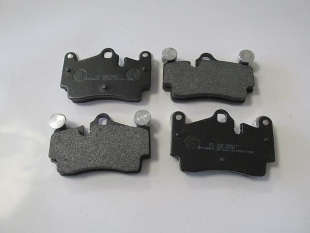 Volkswagen Touareg Arka Fren Balatası 3,6/4,2/5,0/6,0 (2003-2006)