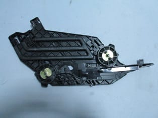 Skoda Octavia Far Alt Bağlantı Braketi Sağ Plastik (2010-2012) OEM 1Z0941464