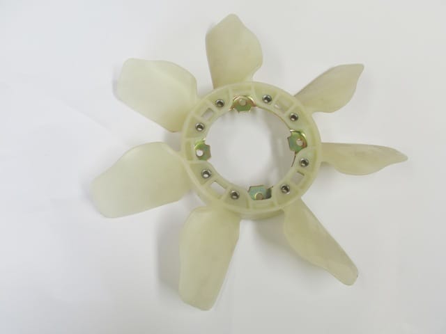 Toyota Hılux- Pıck Up Fan Kanadı (2015-2019)
