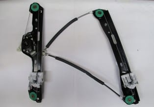 Bmw 1 Serı- E87 Ön Cam Krikosu Sağ Elektrikli/motorsuz (2004-2011)