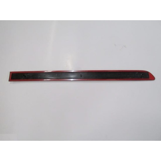 Volkswagen Golf Arka Kapı Bandı Sol Gri (2004-2009)