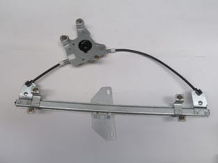 Nıssan Juke Ön Cam Krikosu Sağ Elektrikli/motorsuz (2011-2019)