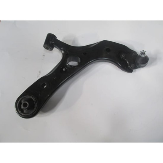 Toyota Rav4 Ön Alt Tabla Sağ Burçlu/rotilli (2006-2009) Toyota Rav4 Ön Alt Tabla Sağ Burçlu/rotilli (2006-2009)