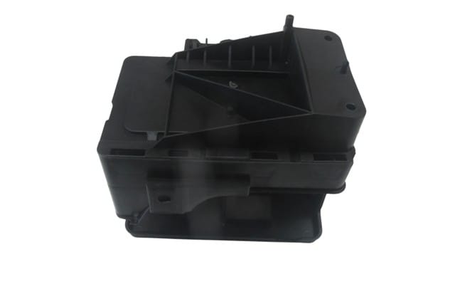 Ford Focus Akü Koruyucu Plastiği Gövdesi Komple (1998-2005)