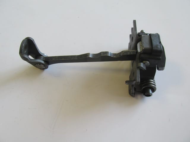 Renault Grand Scenıc Arka Kapı Durdurucusu Sağ/sol Aynı (2010-2013)