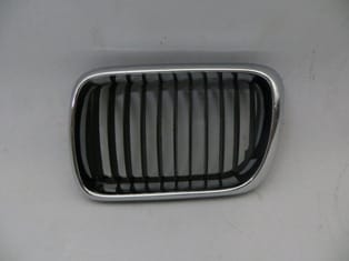 Bmw 3 Serı E36 Ön Panjur Sol Siyah/nikelaj Çerçeveli (1994-1998) OEM 51138195151