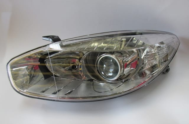 Renault Fluence Far Lambası Sol Elektrikli/motorlu Ayfar (2009-2016) OEM 260608653R