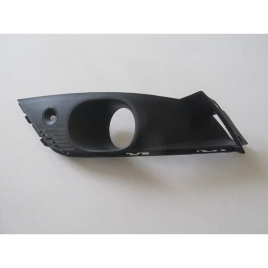 Renault Megane Sis Lamba Kapağı Sol Sis Delikli/sensör Delikli