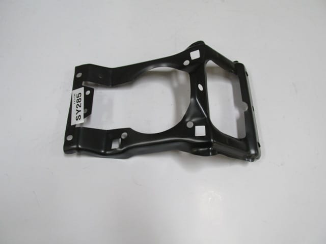 Mercedes E Class- W211 Ön Panel Orta Parça (2003-2006)