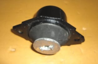 Volkswagen Polo- Classıc Motor Takozu Arka (1996-2001)