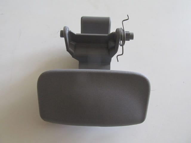Renault Clio 3 Torpido Mandalı Yaylı Gri (2006-2009) OEM 8200502518
