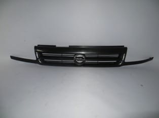 Opel Astra- F Ön Panjur Siyah (1992-1994)