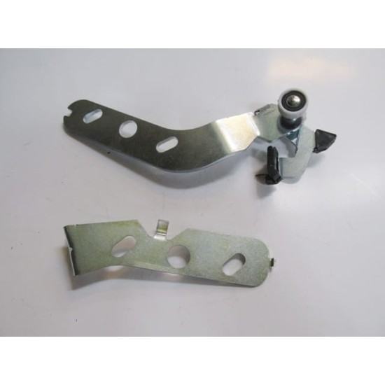 Peugeot Boxer Sürgülü Kapı Alt Ray Bağlantısı Sağ (2007-2013)
