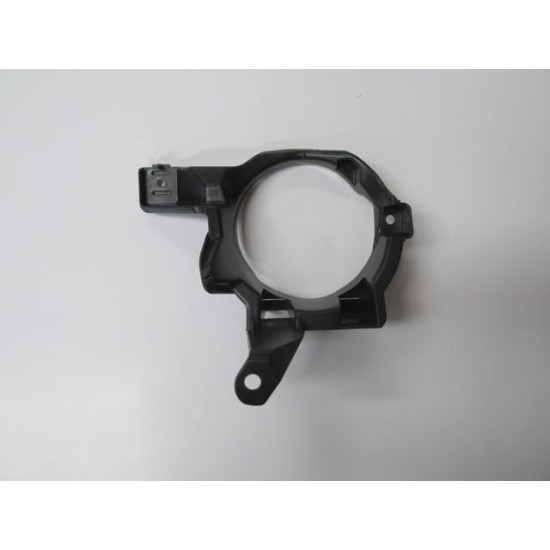 Toyota Rav4 Sis Lamba İç Bağlantı Braketi Sol Sis Delikli (2013-2016) Toyota Rav4 Sis Lamba İç Bağlantı Braketi Sol Sis Delikli (2013-2016)
