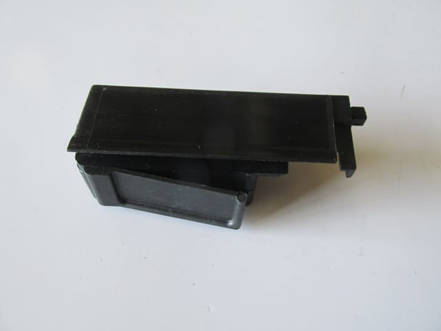 Fiat Doblo Arka Kapı Cam Kilitleme Mandalı Sol (2006-2010) OEM 551... Fiat Doblo Arka Kapı Cam Kilitleme Mandalı Sol (2006-2010) OEM 551...