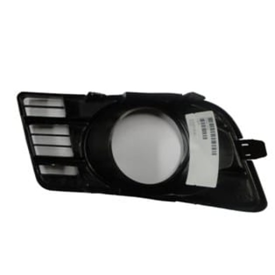 Suzuki Swift Sis Lamba Kapağı Sağ Sis Delikli (2008-2011)
