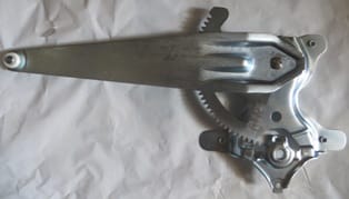Toyota Rav4 Arka Cam Krikosu Sağ Elektrikli/motorsuz (2001-2004)