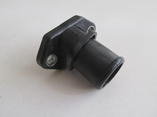 Toyota Corolla Motor Su Çıkış Borusu 1.6cc (1993-1998) OEM 16331-1... Toyota Corolla Motor Su Çıkış Borusu 1.6cc (1993-1998) OEM 16331-1...