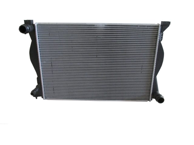 Audi A6 Su Radyatörü Manuel 2 Sıra Alüminyum (1998-2001) OEM 4B012...