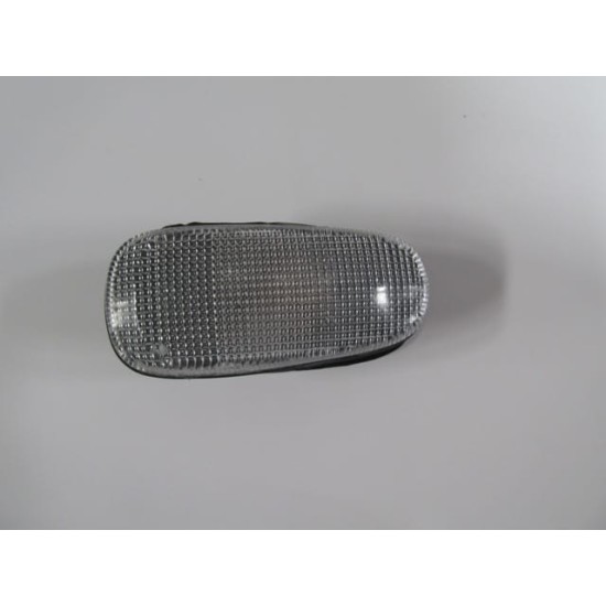 Opel Astra- G Çamurluk Sinyali Beyaz Sağ/sol Aynı (1999-2009) Opel Astra- G Çamurluk Sinyali Beyaz Sağ/sol Aynı (1999-2009)