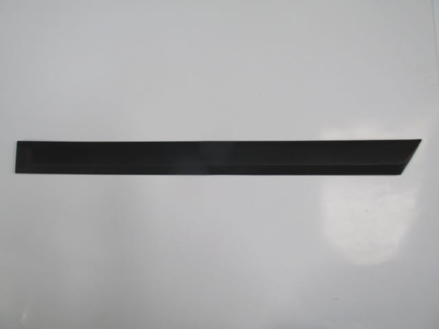 Opel Astra H Arka Kapı Bandı Sol Siyah (2004-2007) OEM 5172407