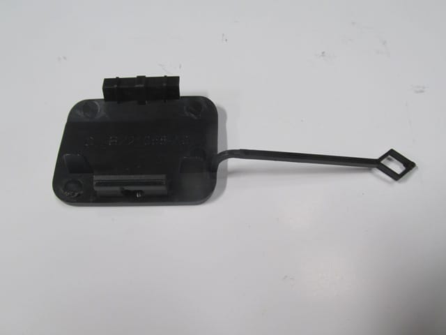 Mercedes E Class- W212 Arka Tampon Çeki Demiri Kapağı (2010-2012)