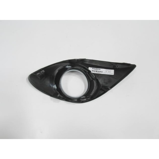 Mazda 2 Sis Lamba Kapağı Sağ Sis Delikli/çerçevesi Gümüş Gri (2012-...
